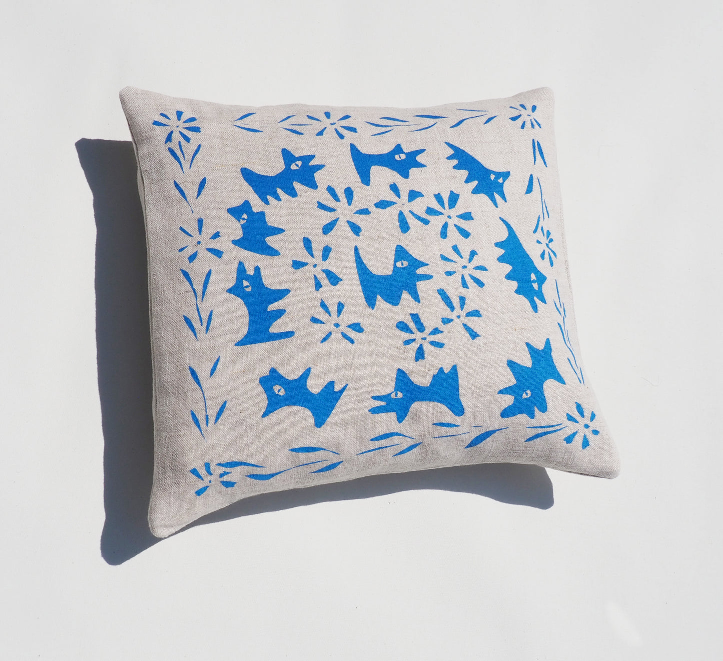 Seceret Garden Linen Pillow